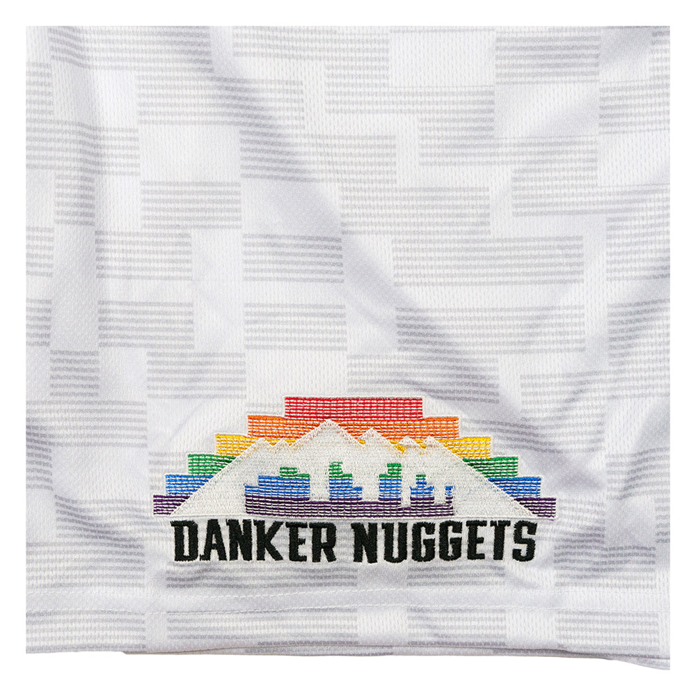 Pantalones cortos de malla blanca con diseño piramidal de Danker Nuggets