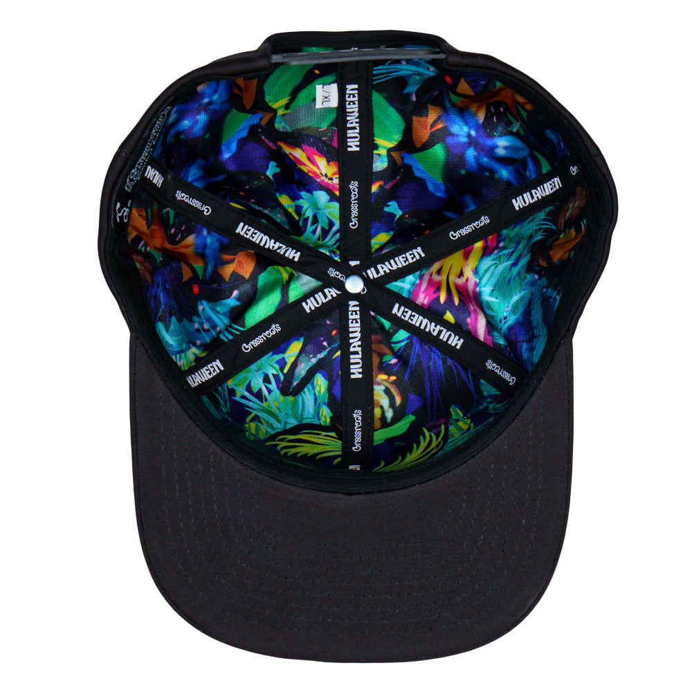 Gorra negra con visera Hulaween con degradado 