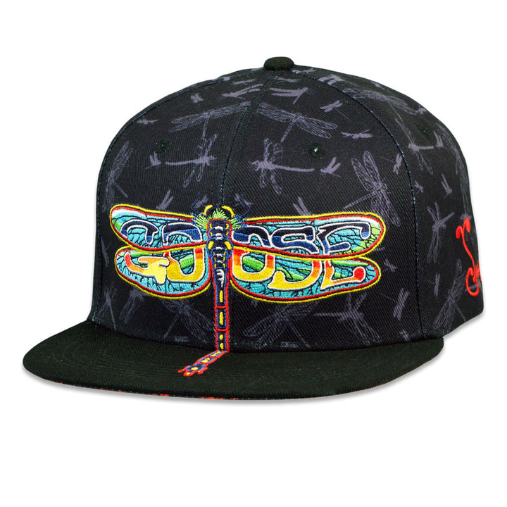 Gorra negra con libélula de ganso y cierre tipo snapback 