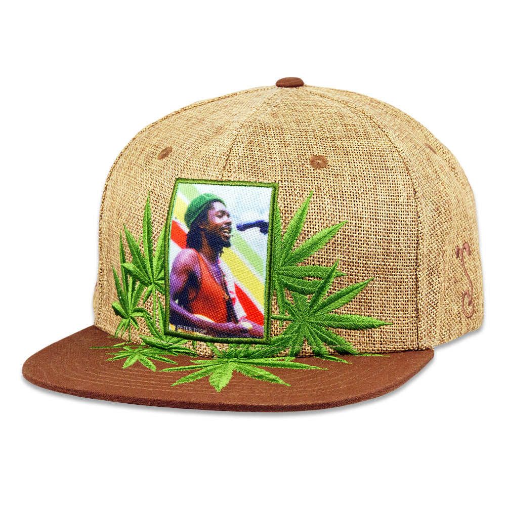 Gorra con visera ajustable con hojas color canela de Peter Tosh