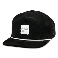 Gorra negra con cremallera trasera Denver Doses