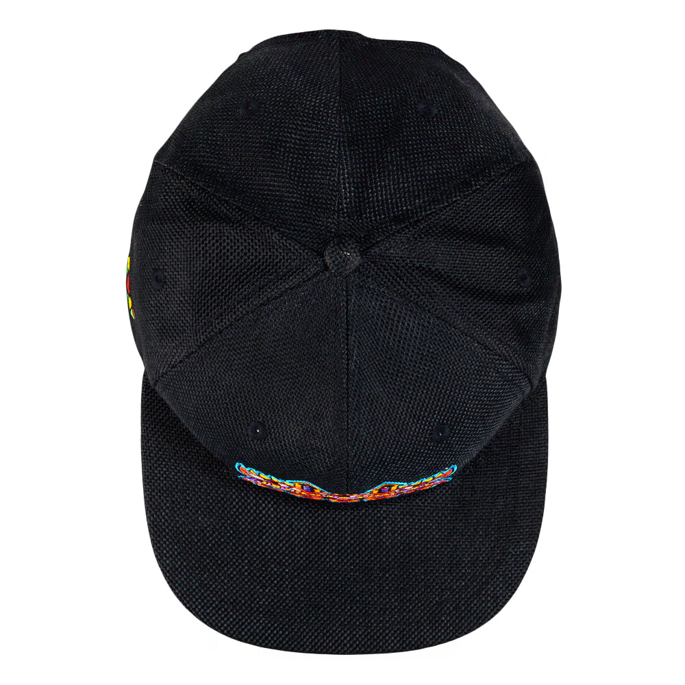 Gorra con cierre trasero en color rojo y negro Harmoneyes de Chris Dyer