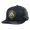 Gorra negra tipo snapback de Atmosphere Entertainment