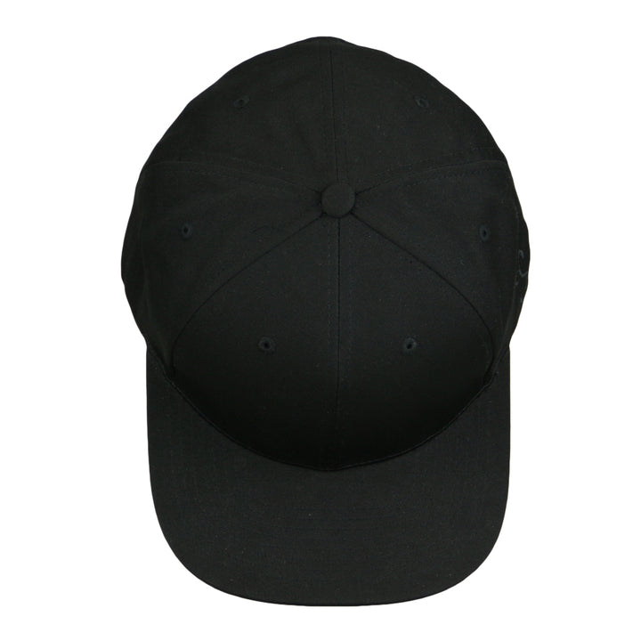 Gorra negra con cierre a presión Dri-Bear Pro Fit Touch of Class